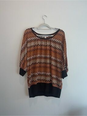 Inspire Maternity Boho Zig Zag Chevron Print  Size Medium Earth Tones Top NWT